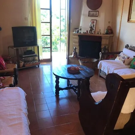 Traditional House In Village Anavryti شقة أسبرطة
